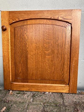 Frontjes keuken beschikbaar voor biedingen