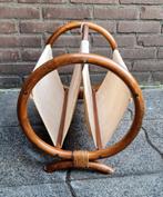 Vintage bamboe rotan lectuurbak krantenbak seventies design, Ophalen, Gebruikt