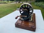 Decoratieve Singer Hand naaimachine, Antiek en Kunst, Ophalen