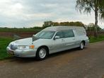 Lincoln Towncar V8 ROUWAUTO NIEUW APK, 242 pk, 109 €/maand, Bedrijf, 4606 cc