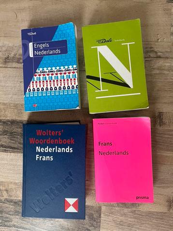 Woordenboeken Engels Nederlands Frans beschikbaar voor biedingen