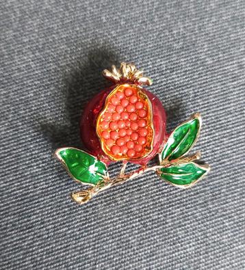 Trend!
Fruit broche Granaatappel  beschikbaar voor biedingen