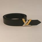 Louis Vuitton Belt Epi M9360U 85/34, Louis Vuitton, Gebruikt, Support@louisvuitton.com, 2 Rue du Pont Neuf
75001 Paris
France