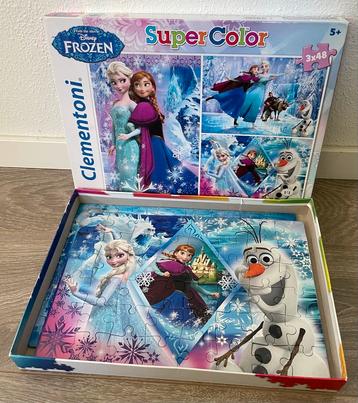 Frozen Puzzels, 3 puzzels van 48 stukjes beschikbaar voor biedingen