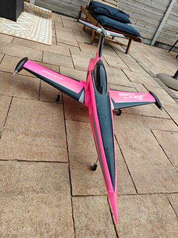 Skysword Pink 70 mm EDF Jet 990 mm — PNF – nog nooit gebruik beschikbaar voor biedingen