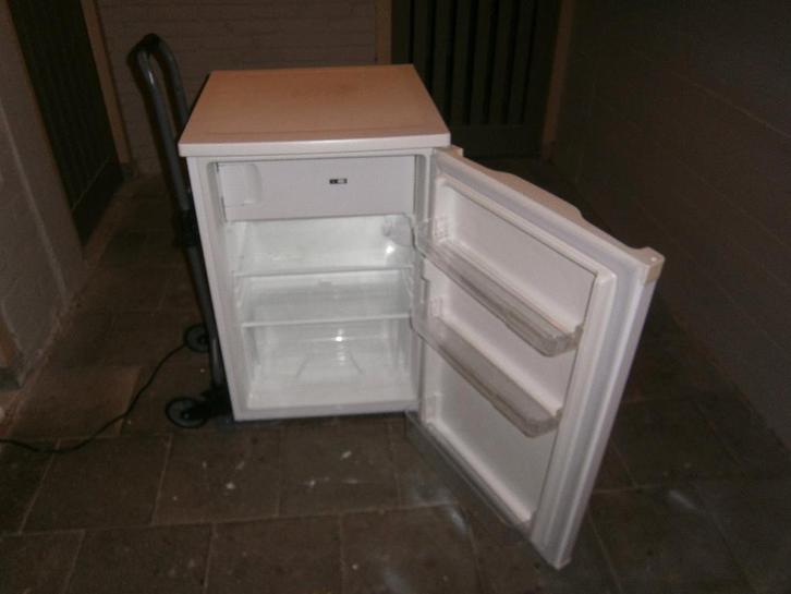 Tafelmodel Koelkast Merk Ikea Lagan, Witgoed en Apparatuur, Koelkasten en IJskasten, Zo goed als nieuw, Met vriesvak, 100 tot 150 liter