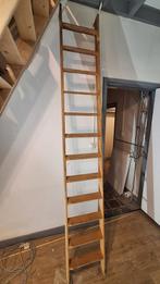 Houten trap/ladder, Doe-het-zelf en Verbouw, Ladders en Trappen, Ophalen, Gebruikt, Trap, 2 tot 4 meter