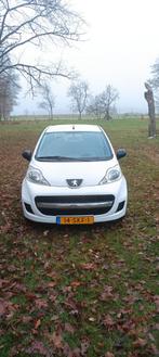 Peugeot 107 1.0 12V E-vti 68PK 3DR 2011 Wit, Voorwielaandrijving, 4 stoelen, Origineel Nederlands, Particulier