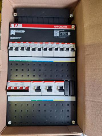 Groepenkast Abb 12gr, 3aardleks en hs busboard beschikbaar voor biedingen