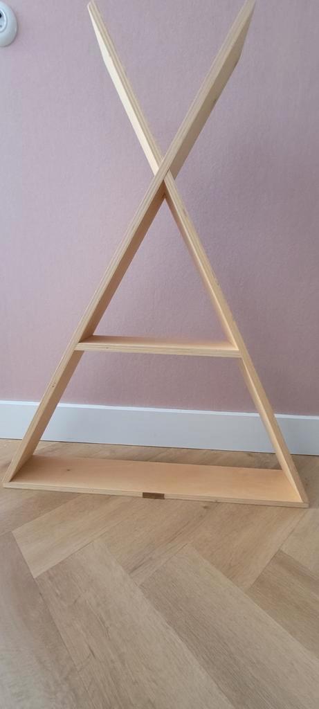 Rock that label, tipi wandplankje, wand kastje, Huis en Inrichting, Woonaccessoires | Wandplanken en Boekenplanken, Nieuw, Ophalen