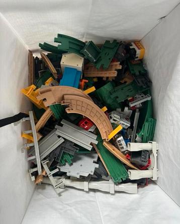Fisher price geotrax treinbaan beschikbaar voor biedingen