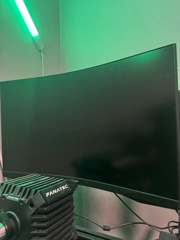 Samsung odyssey g5 165HZ 1440P beschikbaar voor biedingen