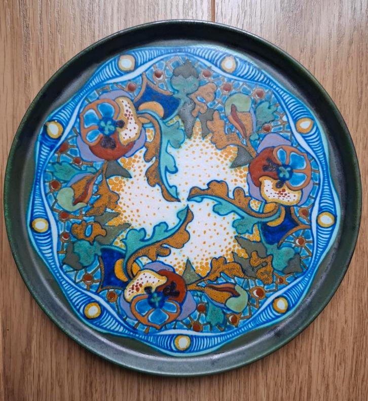 Zeldzaam mooie Gouda plateel Corona schotel, Antiek en Kunst, Antiek | Keramiek en Aardewerk, Ophalen of Verzenden