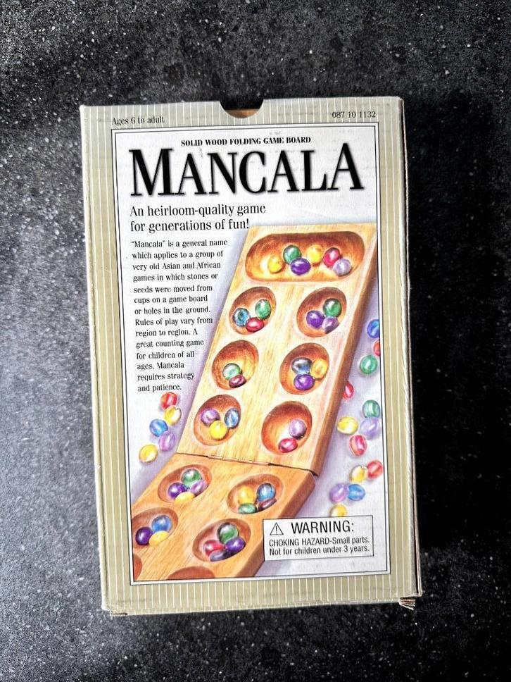 Mancala bordspel Houten uitvoering, Hobby en Vrije tijd, Gezelschapsspellen | Bordspellen, Zo goed als nieuw, Een of twee spelers