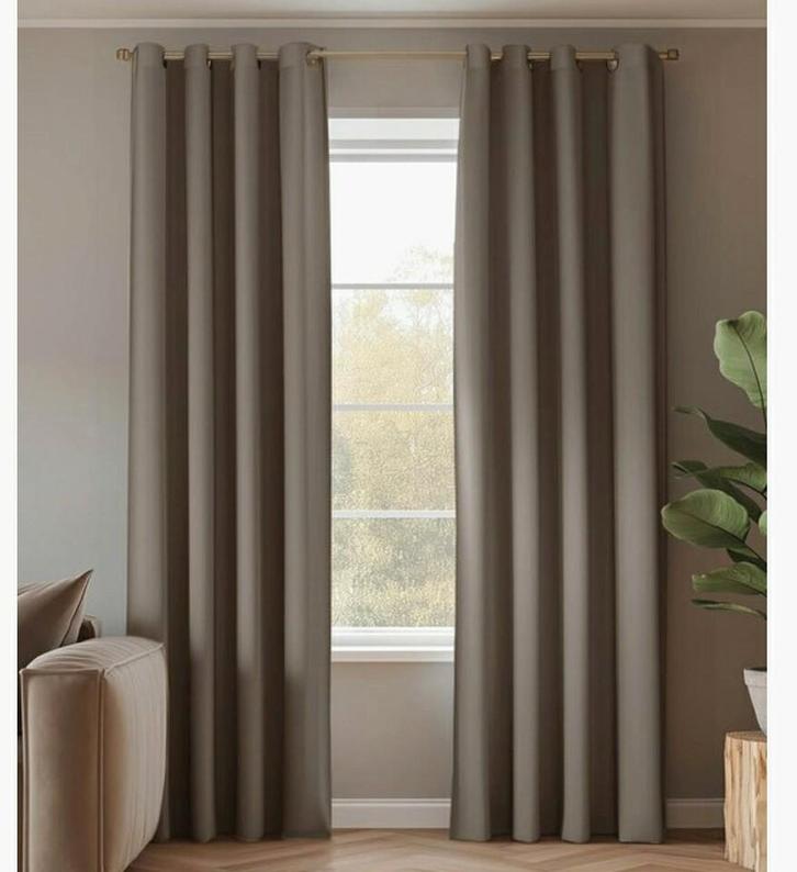 Mooie Overgordijnen  taupe, Huis en Inrichting, Stoffering | Gordijnen en Lamellen, Zo goed als nieuw, 200 cm of meer, 100 tot 150 cm