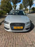 Audi A3 1.8 132KW 3D AUT 2014 Grijs, Auto's, 1225 kg, 4 cilinders, 179 pk, Origineel Nederlands
