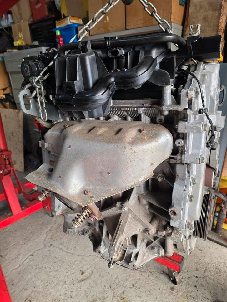 Renault M4RF713 2.0L motor (135dkm) met nieuwe distributie, Auto-onderdelen, Motor en Toebehoren, Renault, Gebruikt, Ophalen
