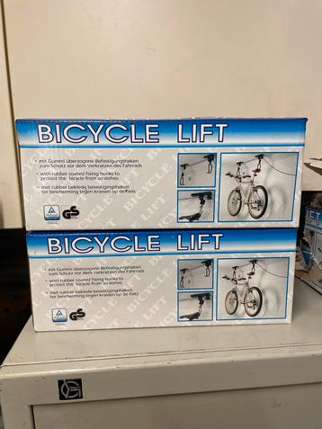 2x Fietslift Nieuw in Doos beschikbaar voor biedingen