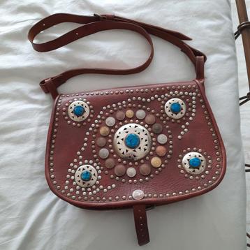 Prachtige vintage leren tas beschikbaar voor biedingen