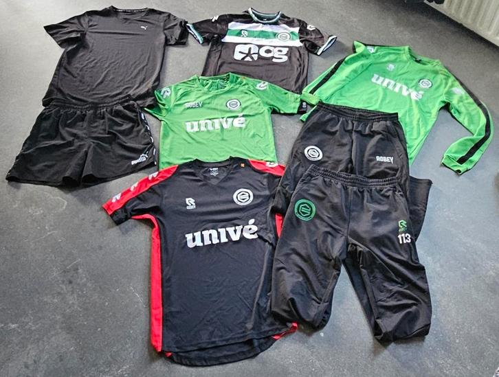 FC Groningen Kleding Pakket Maat S/176, Kleding | Heren, Sportkleding, Gedragen, Zwart, Ophalen of Verzenden