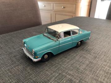 Minichamps 1/18 Opel record p1 uit 1958 beschikbaar voor biedingen