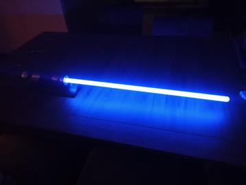 Obi-Wan Lightsaber van Master Replicas met standaard beschikbaar voor biedingen