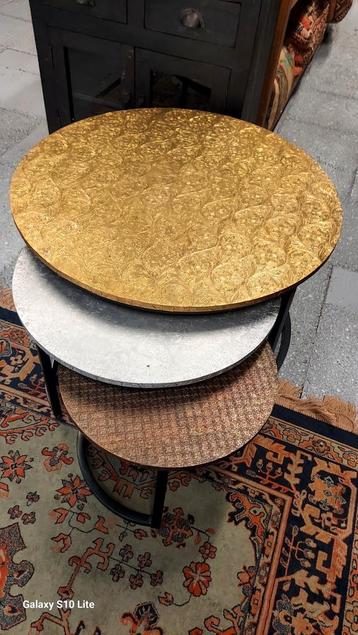 Salontafel set 3 stuks lees advertentie meeneemprijs! beschikbaar voor biedingen