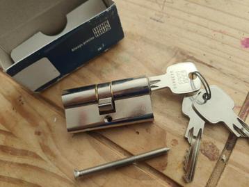 Cilinder slot Winkhaus XR SKG** dubbel 30-30 beschikbaar voor biedingen