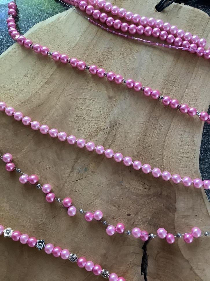 Nieuw! Div. roze ketttingen, Sieraden, Tassen en Uiterlijk, Kettingen, Nieuw, Overige materialen, Roze, Verstelbaar, Ophalen of Verzenden