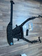 Artipoppe zwart/grijs panter  (black&grey) leopard., Ophalen, Zo goed als nieuw, Draagzak