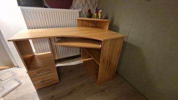 Bureau beschikbaar voor biedingen