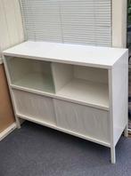 IKEA KALKNÄS Kast / Dressoir met schuifdeuren, wit, Ophalen, 100 tot 150 cm, Dressoir / Vitrinekast, 25 tot 50 cm