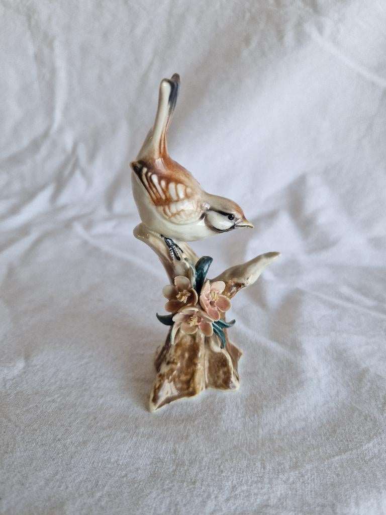 Beeldje Bruin vogeltje B058, Ophalen of Verzenden, Zo goed als nieuw, Dier