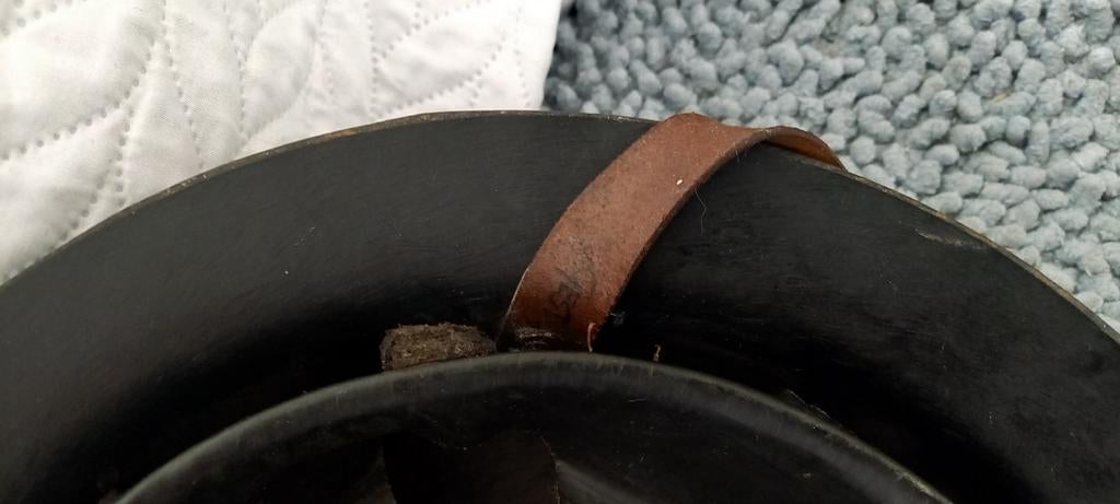 British Civilian Bakelite Brodie and, Verzamelen, Ophalen of Verzenden, Engeland