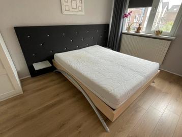 Tweepersoonsbed 160x200cm