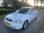 Opel Astra 1.6 Sport, Gebruikt, 4 cilinders, 1055 kg, Wit