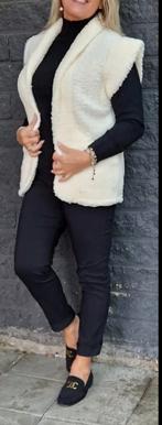 NIEUW Mooi Gilet/Bodywarmer van White Icy One Size, Maat 38/40 (M), Wit, Nieuw, Ophalen of Verzenden