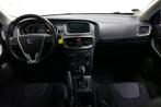 Volvo V40 1.5 T3 Nordic+ AUT PANO STOELVW CAMERA '15, 4 cilinders, Leder en Stof, Origineel Nederlands, Bedrijf