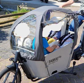 Babboe regentent + 2e bankje beschikbaar voor biedingen