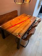 Unieke eettafel van originele gymzaalvloer stoelen & eetbank, 50 tot 100 cm, Zo goed als nieuw, Vijf personen of meer, 150 tot 200 cm