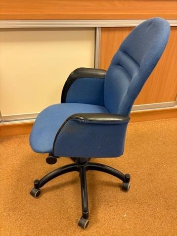 Bureaustoel (verstelbaar) beschikbaar voor biedingen