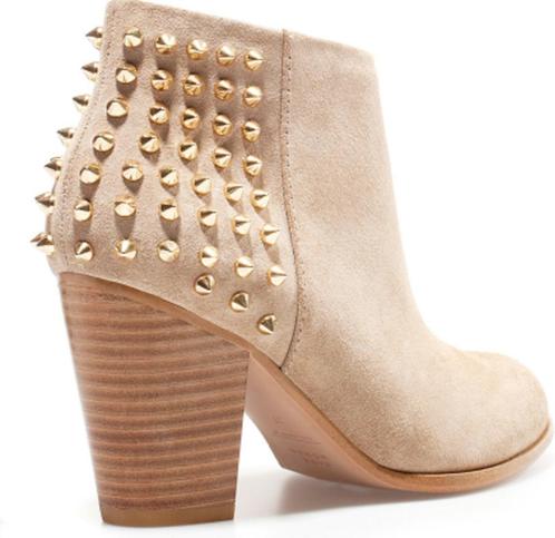 ZARA Woman laarsjes beige suède met spikes maat 40 - zgan -, Kleding | Dames, Schoenen, Zo goed als nieuw, Beige, Ophalen of Verzenden