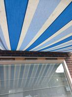 terrasscherm uitval 2 meter breedte 2,40 meter, Tuin en Terras, Zonneschermen, Ophalen, Gebruikt, Knikarmscherm, Elektrisch