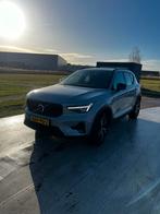 Volvo XC40 B4 197pk Mild Hybrid Aut 2024 Grijs, Auto's, Volvo, 4 cilinders, Origineel Nederlands, SUV of Terreinwagen, Te koop