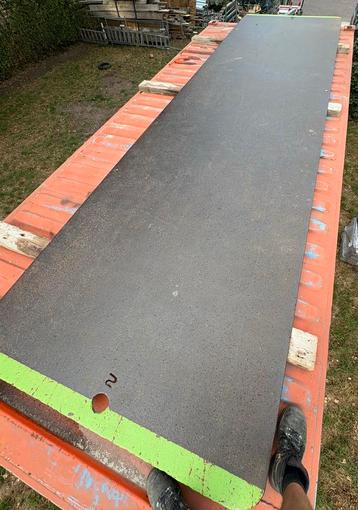 1x Stalen rijplaat 6000x1600x15mm beschikbaar voor biedingen