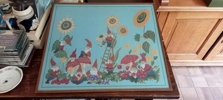 Borduurwerk Kabouters in Lijst, Hobby en Vrije tijd, Borduren en Borduurmachines, Zo goed als nieuw, Overige typen, Handborduren