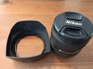 Nikon 16-80 mm lens beschikbaar voor biedingen