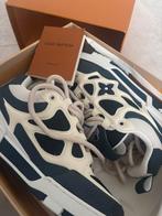 Lv skate blauw maat 43, Blauw, Ophalen of Verzenden, Louis Vuitton, Sneakers of Gympen