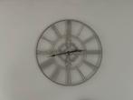 Riverdale klok, Huis en Inrichting, Woonaccessoires | Klokken, Ophalen, Wandklok