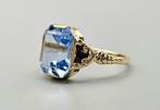 Gouden antieke ring met edelsteen topaas. 2025/385, Blauw, ., Ophalen of Verzenden, .